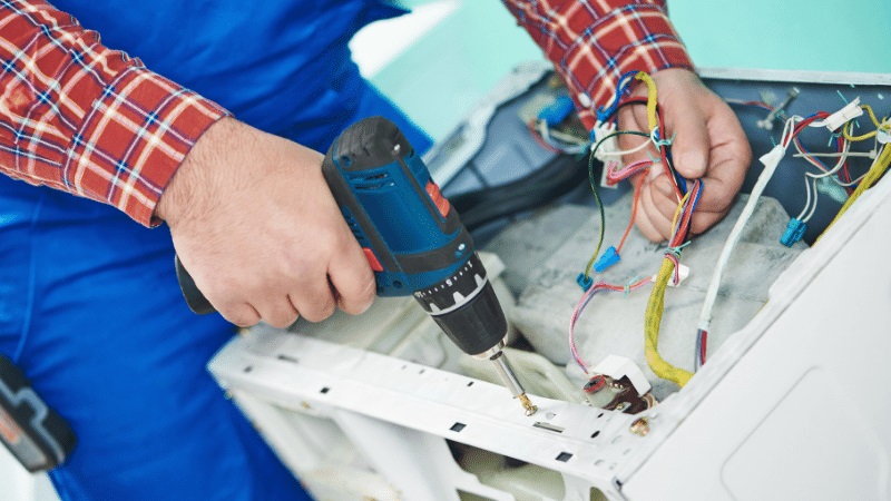Yunusemre Philips Philips çamaşır makinesi kart tamiri – Su almama arızası orijinal parça ile giderildi. - Teknik servis örneği